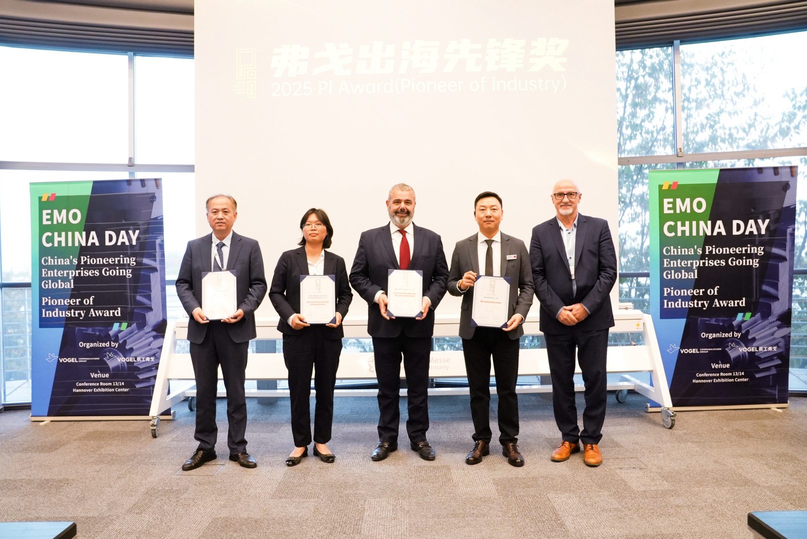 DSC00942-opq3986237139.jpg DSC00942-opq3986237139.jpg